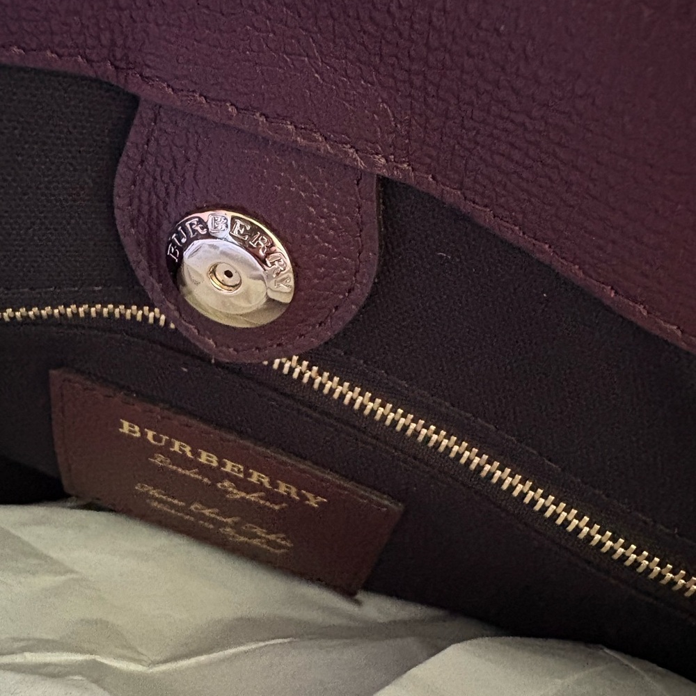 Burberry Women’s LL MD Banner - Mahogany Leather Satchel Bag - Picture 8 of 13